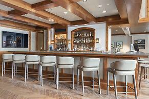 Ritz Carlton Vail #410 2 Bedroom Condo by RedAwning