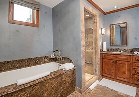 Ritz Carlton Vail #410 2 Bedroom Condo by RedAwning
