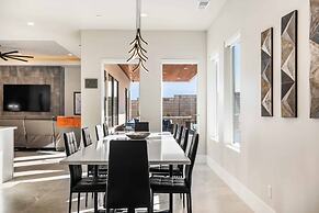 Slice Of Paradise 6 Bedroom Home