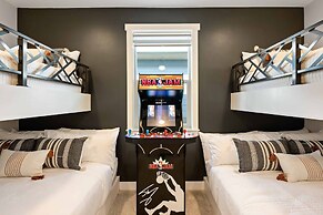 North Shore At Desert Color 6 Bedroom Townhouse