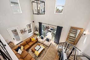 North Shore At Desert Color 6 Bedroom Townhouse