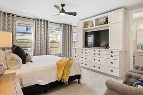 North Shore At Desert Color 6 Bedroom Townhouse