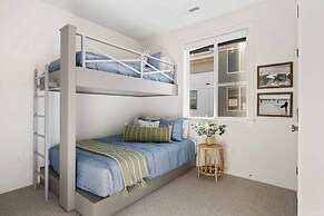 Don't You Wish Your Beach House Was Hot Like Me 5 Bedroom Townhouse