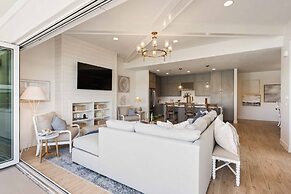 Don't You Wish Your Beach House Was Hot Like Me 5 Bedroom Townhouse