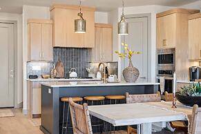 Casa Lua 5 Bedroom Townhouse