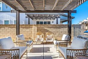 Forever No Bad Days 6 Bedroom Townhouse