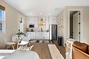 Forever No Bad Days 6 Bedroom Townhouse