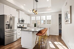 Zion's Haven #f4 4 Bedroom Townhouse