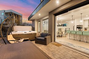 Good Vibes Vacation Home 5 Bedroom Home