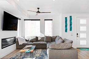 Good Vibes Vacation Home 5 Bedroom Home