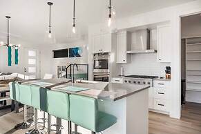 Good Vibes Vacation Home 5 Bedroom Home