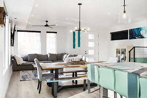 Good Vibes Vacation Home 5 Bedroom Home
