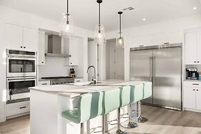 Good Vibes Vacation Home 5 Bedroom Home