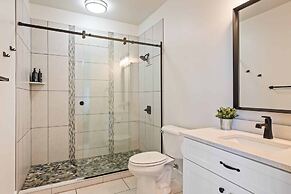 The Ann Marie #f1 6 Bedroom Townhouse