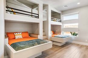 Slice Of Heaven 6 Bedroom Home