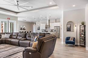 Slice Of Heaven 6 Bedroom Home