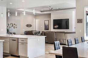 Slice Of Heaven 6 Bedroom Home