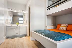 Slice Of Heaven 6 Bedroom Home