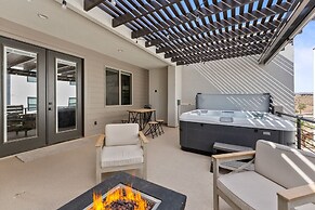 Lula Inez Game Paradise 4 Bedroom Townhouse