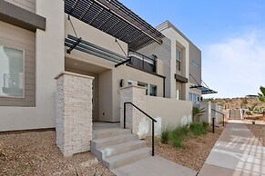 Lula Inez Game Paradise 4 Bedroom Townhouse