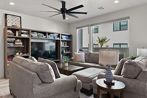 Lula Inez Game Paradise 4 Bedroom Townhouse