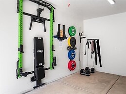 Lula Inez Game Paradise 4 Bedroom Townhouse