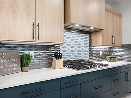 Lula Inez Game Paradise 4 Bedroom Townhouse