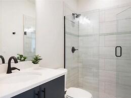 Lula Inez Game Paradise 4 Bedroom Townhouse