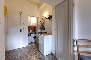 Studio Suite With Elevator Near the Old Bridge