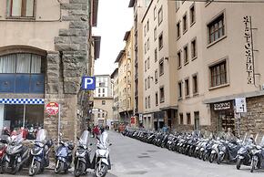 Studio Suite With Elevator Near the Old Bridge