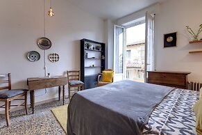 Studio Suite With Elevator Near the Old Bridge