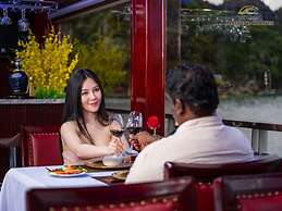 Halong Diamond Cruises