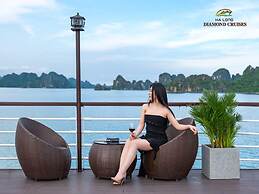 Halong Diamond Cruises