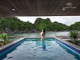 Halong Diamond Cruises