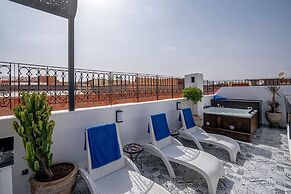 Maison Solaneos