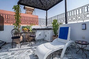 Maison Solaneos