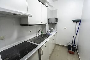 Coral La Quinta Park Suites