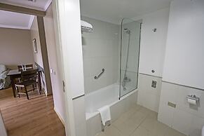 Coral La Quinta Park Suites