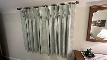 Welcoming 2 Bed Charming Self Catering Cottage