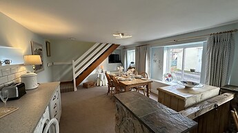 Welcoming 2 Bed Charming Self Catering Cottage