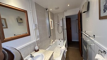 Welcoming 2 Bed Charming Self Catering Cottage