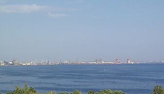 Pemptos-3bedroom-2bathroom-balcony-seaview