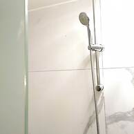 Pemptos-3bedroom-2bathroom-balcony-seaview