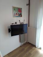 Pemptos-3bedroom-2bathroom-balcony-seaview