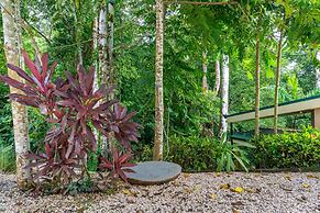 Luxury Jungle Haven Ocean View Infinity Pool