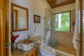 Luxury Jungle Haven Ocean View Infinity Pool