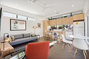 4Square Complex (92961672)