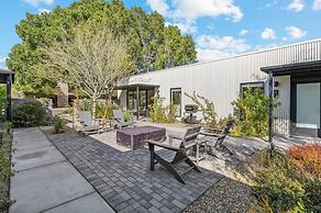 4Square Complex (92961672)