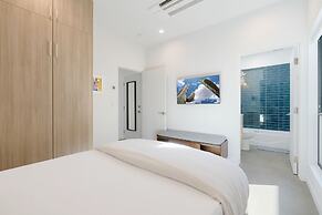 4Square Complex (92961672)