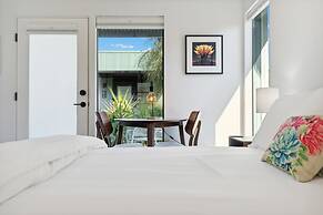 4Square Complex (92961672)